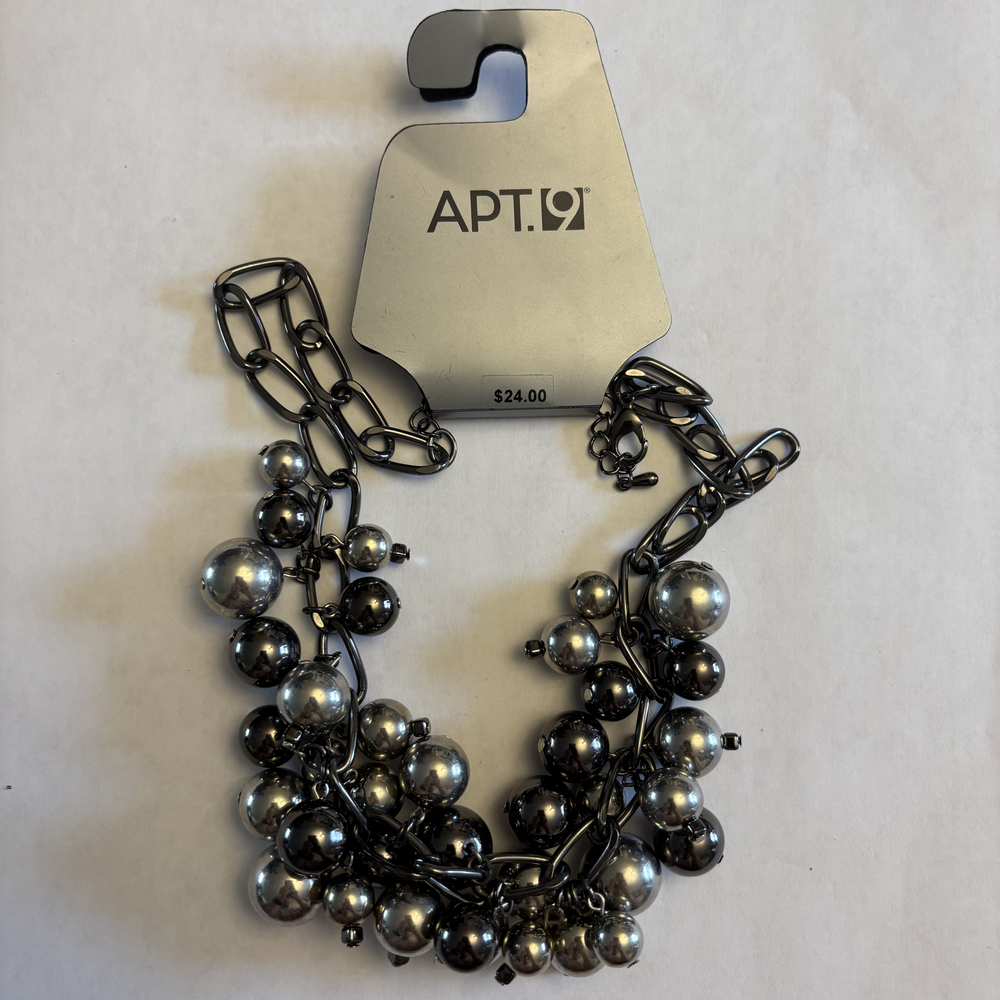 Apt. 9 Gunmetal Silver Cluster Bead Metallic Ball Statement Necklace NWT